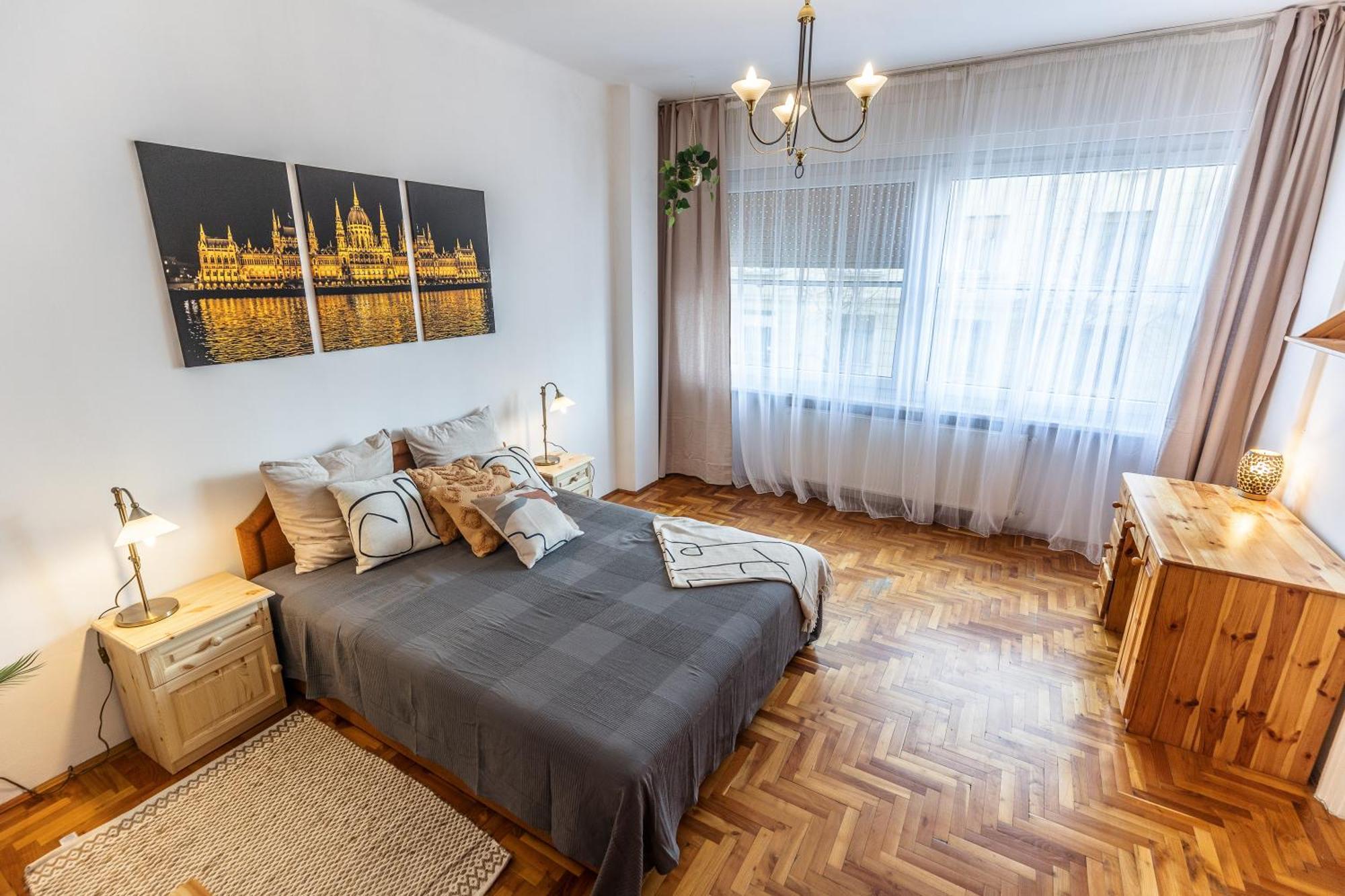 Bright & Spacious Riverside Apartment With Balcony Budapest Exterior photo